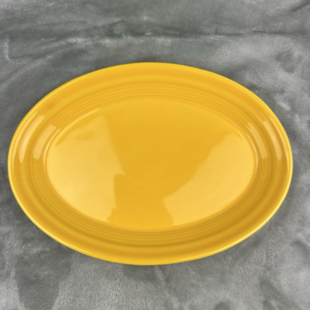 Fiesta Fiestaware Homer Laughlin Small Oval Serving Platter Daffodil